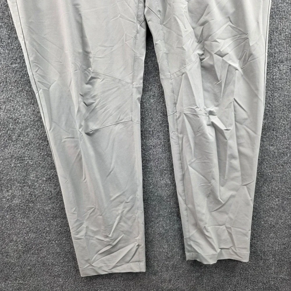 Fabletics Mens Athleisure Pants Light Gray‎ Stretch Performance Size L
